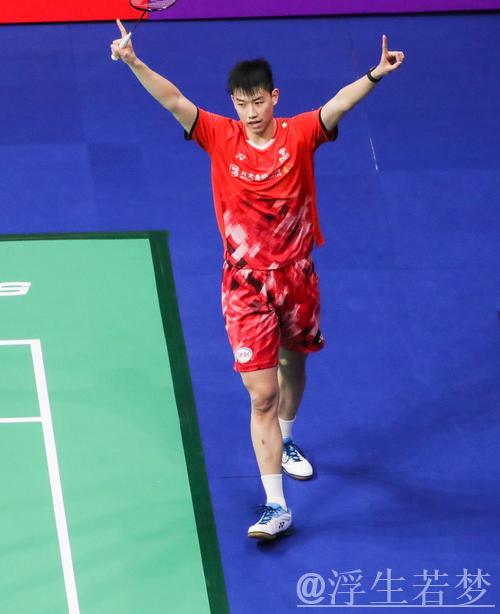 冯彦哲展现成长实力,混双关键战再成焦点 冯彦哲展现成长实力,混双关键战再成焦点