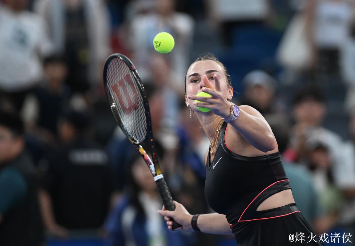 武网：萨巴伦卡武网19连胜 保利尼收退赛礼晋级八强